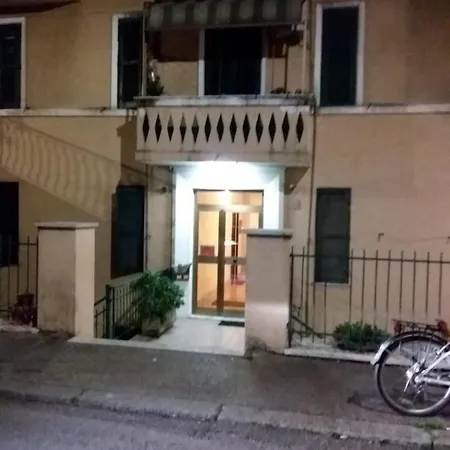 Casetta Di Chiara A Monteverde Appartement *
